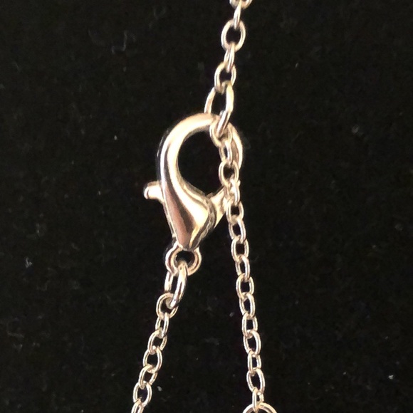 - Silver and Turquoise Heart Pendant Necklace - Picture 4 of 7